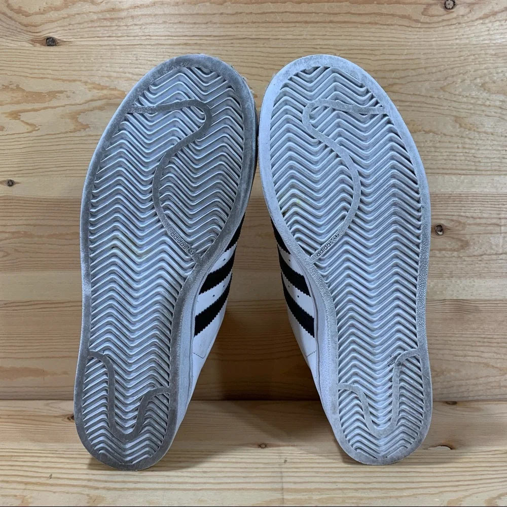 AdIdas Superstar Sneakers Shoes # C77124 Men’s Size 7 Cloud White/Core Black
